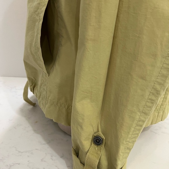 Columbia Green Utility Jacket with Hood and Adjustable Hem - Picture 11 of 16